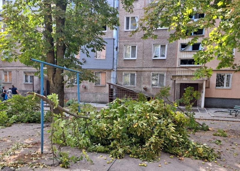 В результаті атаки на Нікополь загинула жінка.