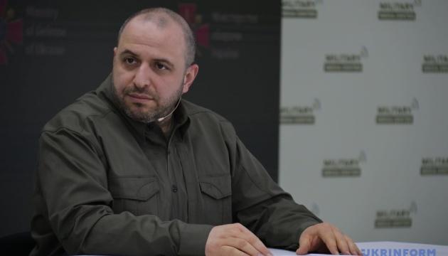 У Британії Умєров звернувся до партнерів із проханням пришвидшити поставки критично важливого озброєння для України.